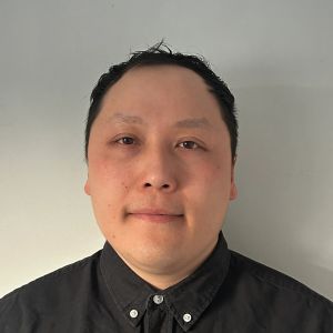 Headshot of Vuong (Vu) H